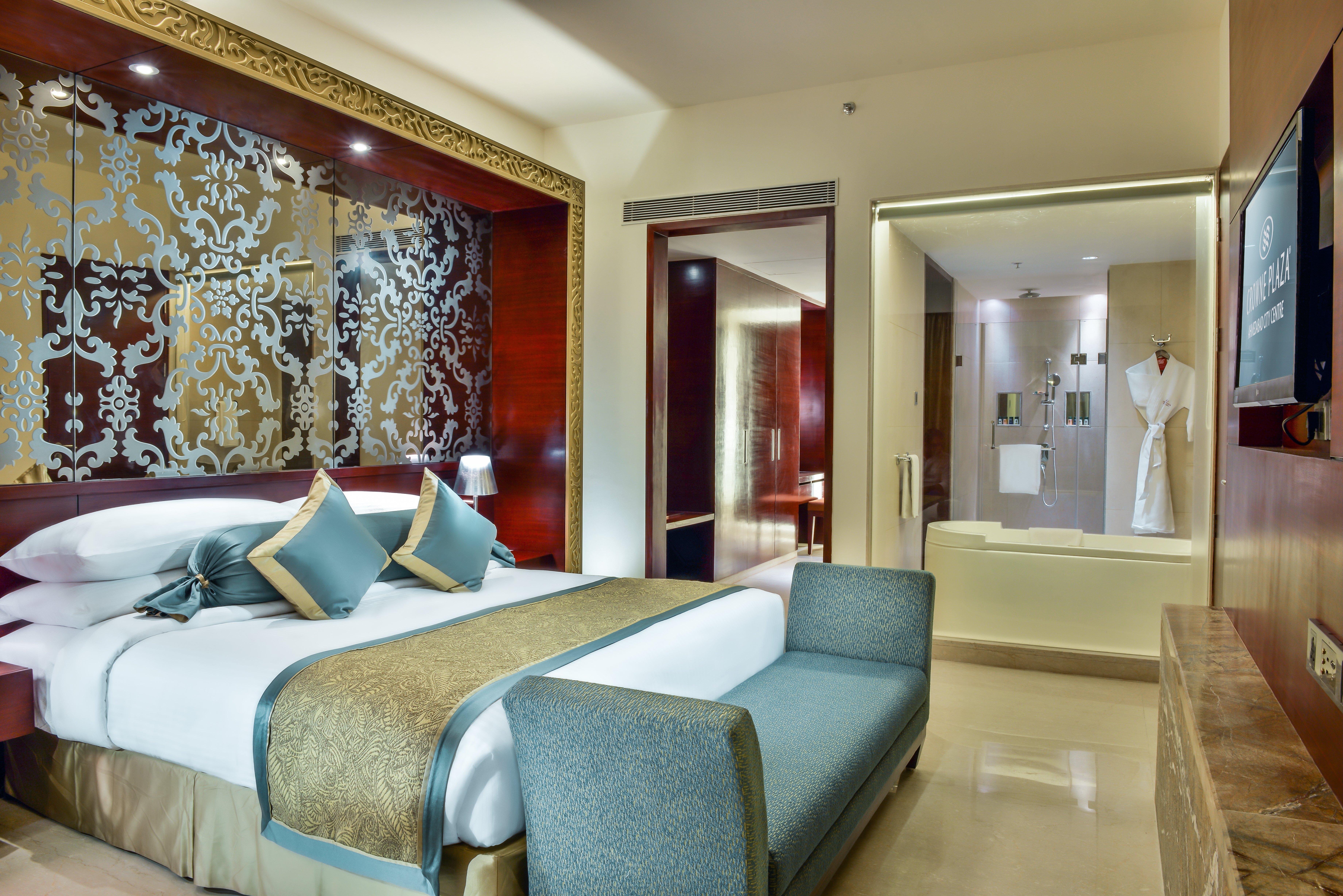 Crowne Plaza Ahmedabad City Centre By Ihg Zewnętrze zdjęcie