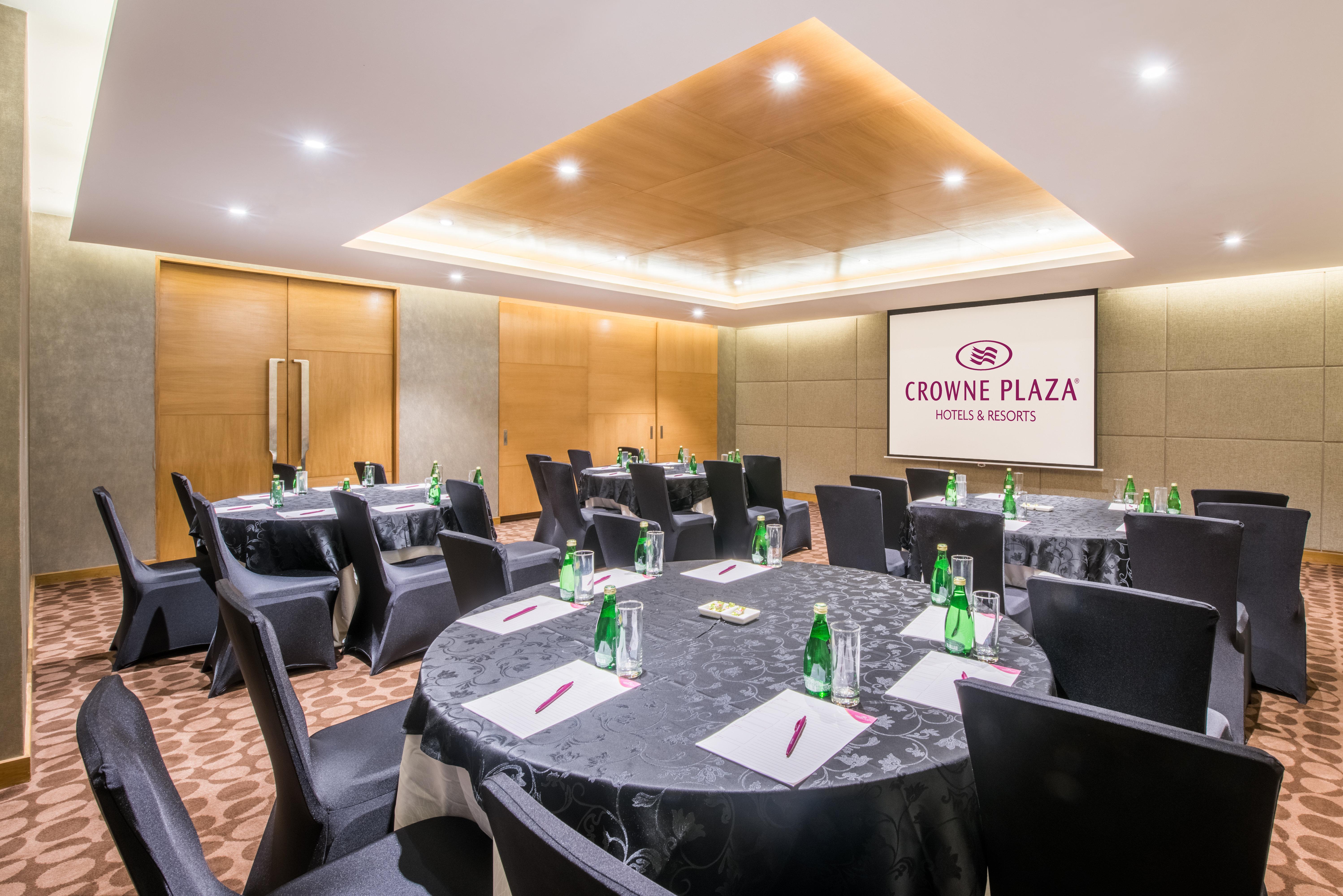 Crowne Plaza Ahmedabad City Centre By Ihg Zewnętrze zdjęcie
